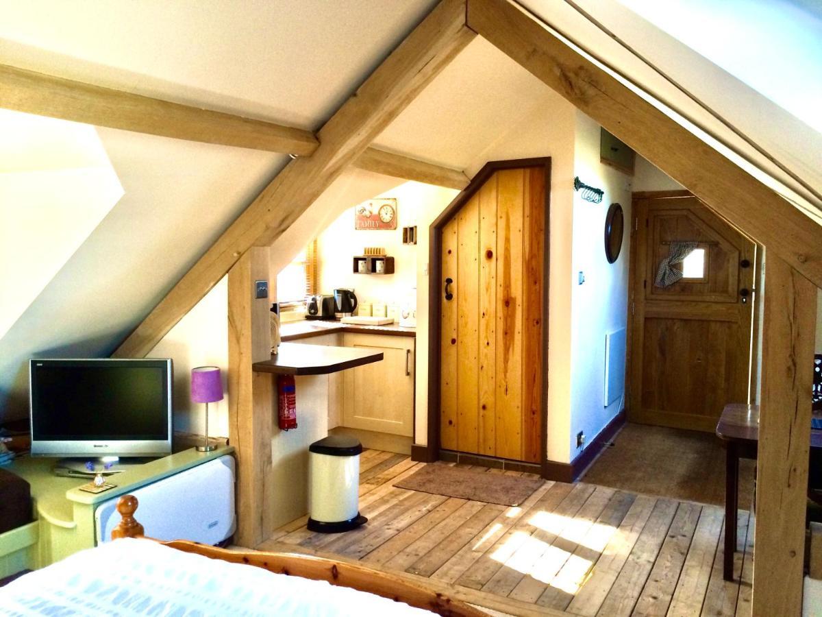 Greencourt Loft - The Cotswold Way, Stroud Ryeford Ngoại thất bức ảnh