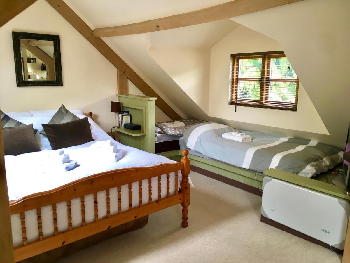 Greencourt Loft - The Cotswold Way, Stroud Ryeford Ngoại thất bức ảnh