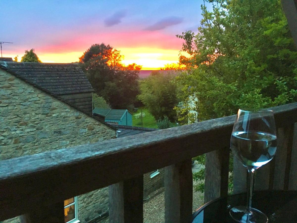 Greencourt Loft - The Cotswold Way, Stroud Ryeford Ngoại thất bức ảnh