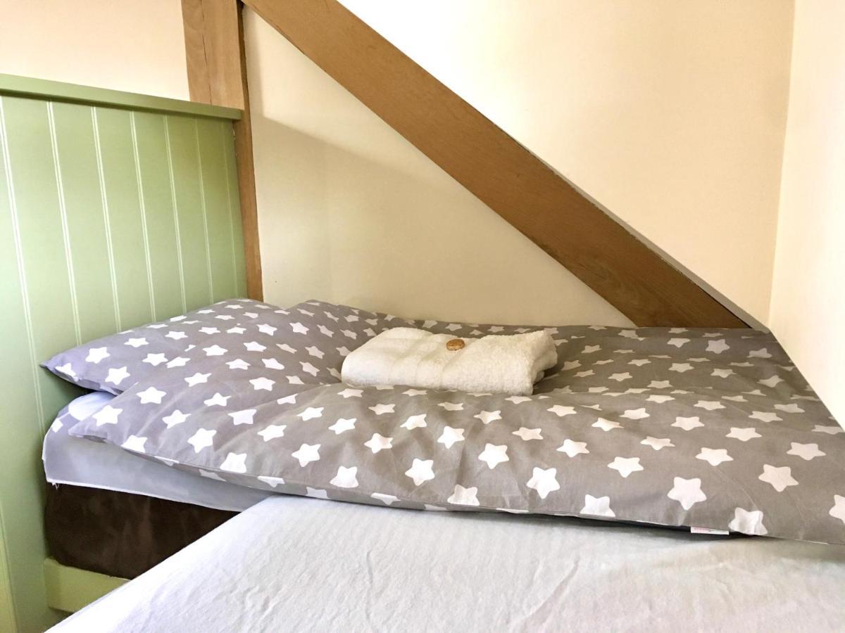 Greencourt Loft - The Cotswold Way, Stroud Ryeford Ngoại thất bức ảnh